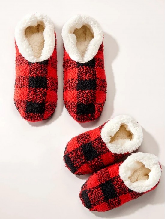 Adult and Kid Plaid Patterned Indoors Anti-Slippery  Winter Slipper Socks Set